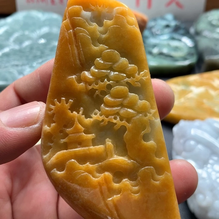 翡翠未镶嵌颈饰保真天然a货翡翠