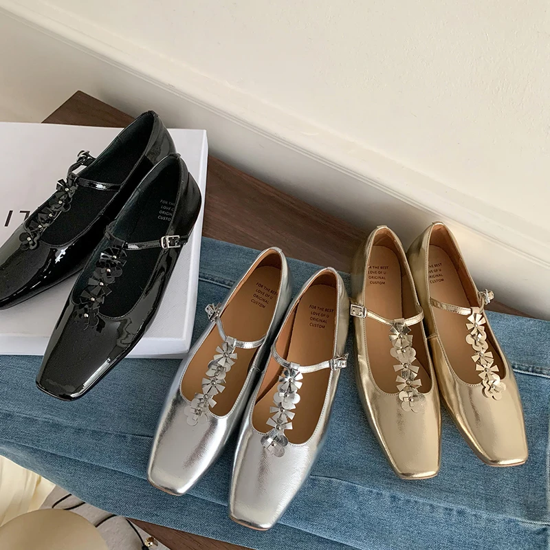名媛风水钻花朵T型扣带法式绝美玛丽珍鞋方头平底真皮银色单鞋女
