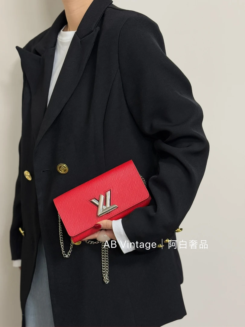 95新 LouisVuitton/路易威登 阿白奢品/LV 扭扭水波纹手拿包
