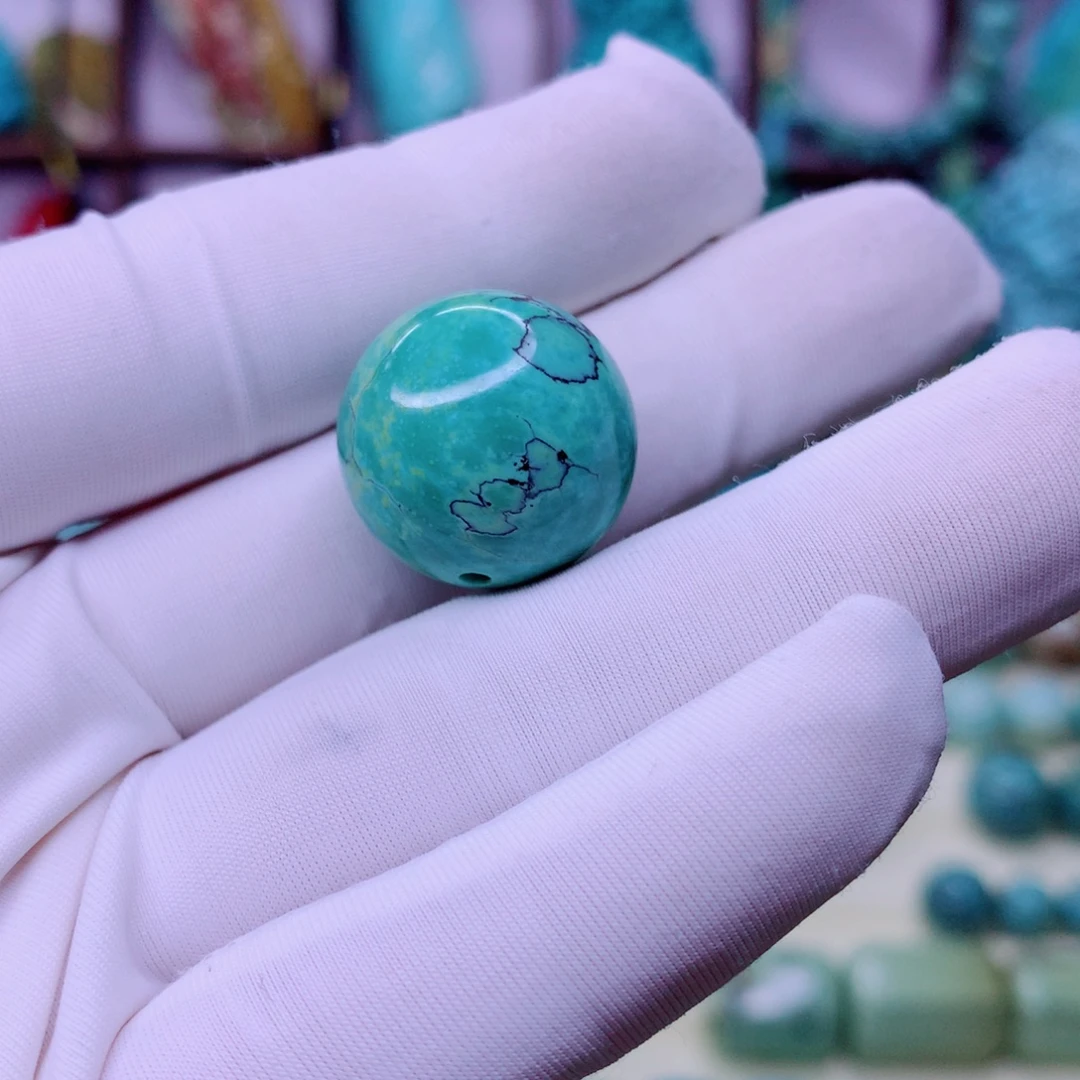 任***龙绿松石未镶嵌原矿绿松石