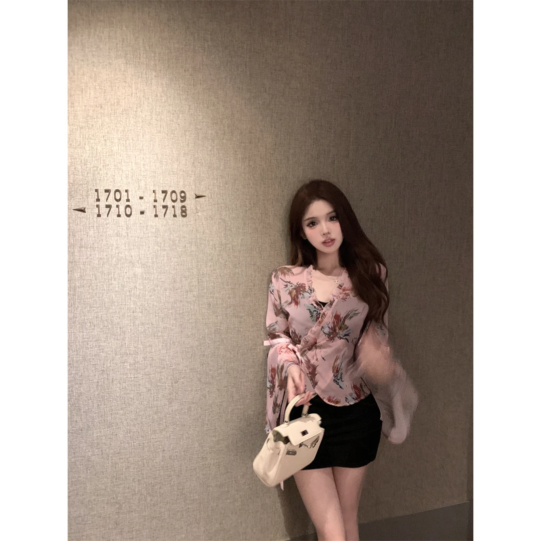 法式浪漫V领紫色印花喇叭袖雪纺衫女时尚小众百搭设计感防晒上衣