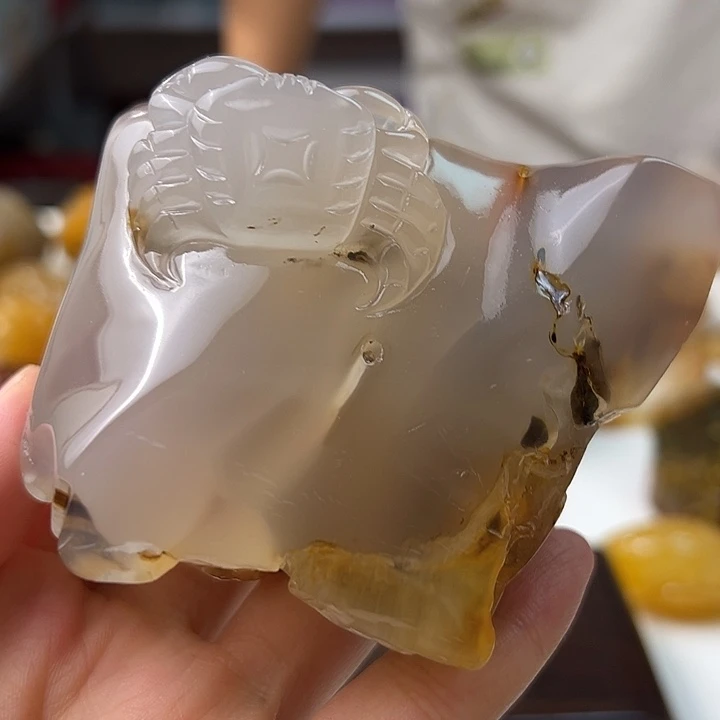 未镶嵌颈饰玛瑙/玉髓