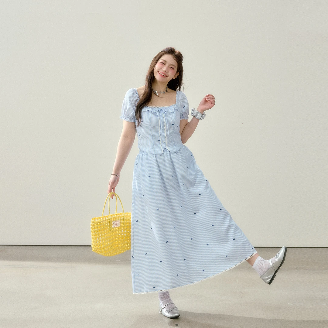 张大人【冰糖酒心】大码女装微胖妹妹花边娃娃领蝴蝶结印花连衣裙