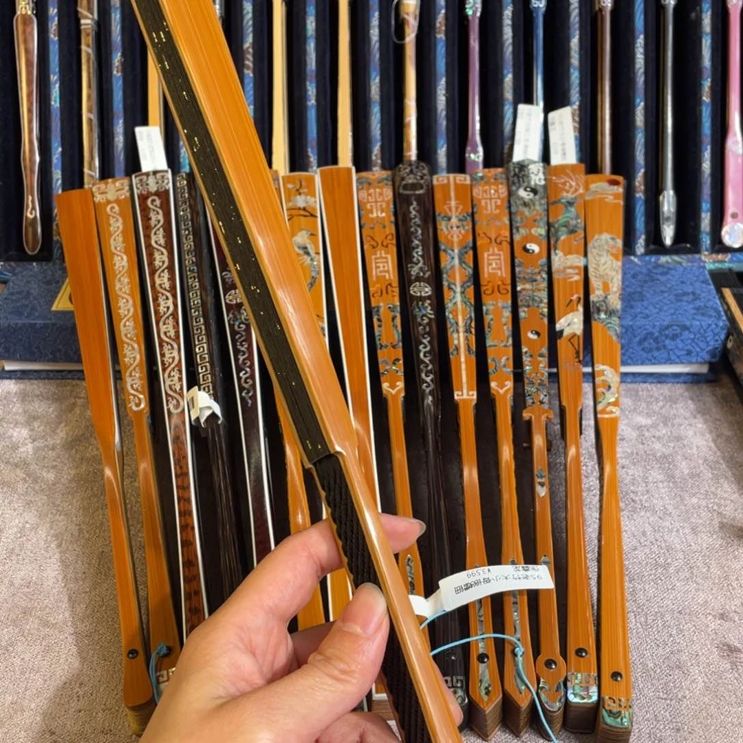 扇子手工制作工艺精湛