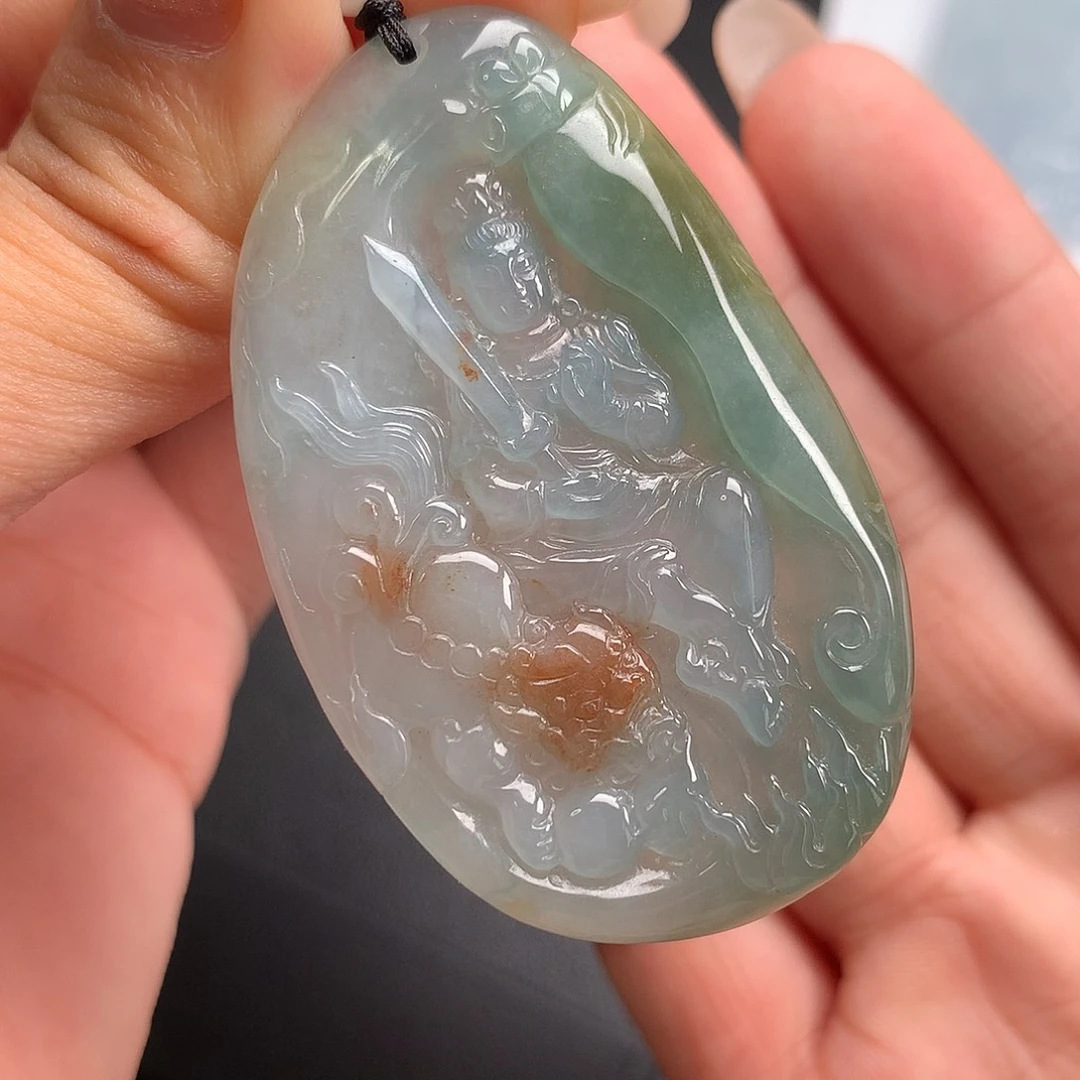翡翠未镶嵌颈饰文殊