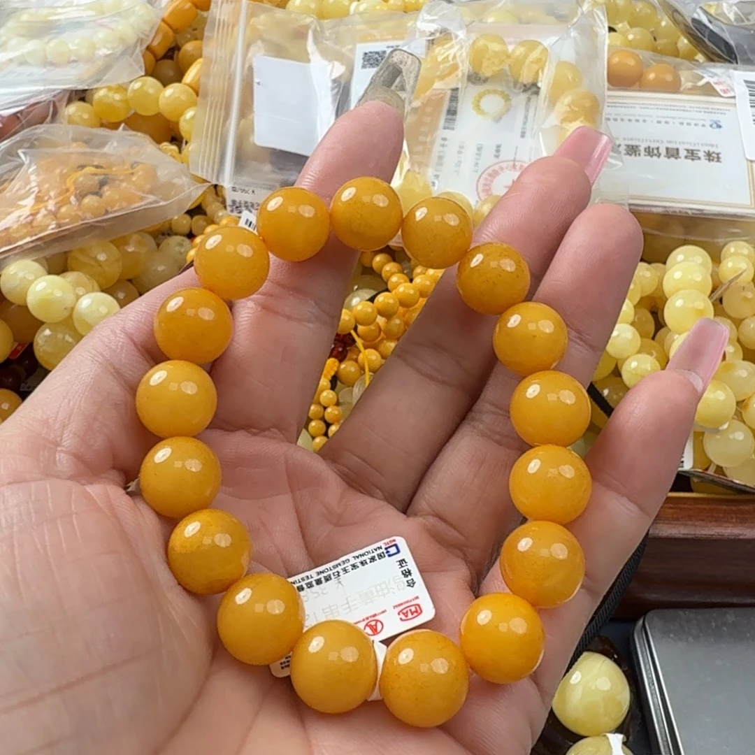 未镶嵌琥珀珠宝奇石