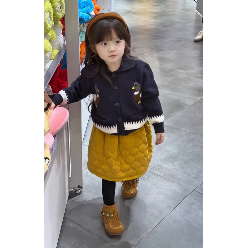 儿童套装针织毛衣小女孩韩版复古加厚毛衣开衫外套夹棉短裙两件套