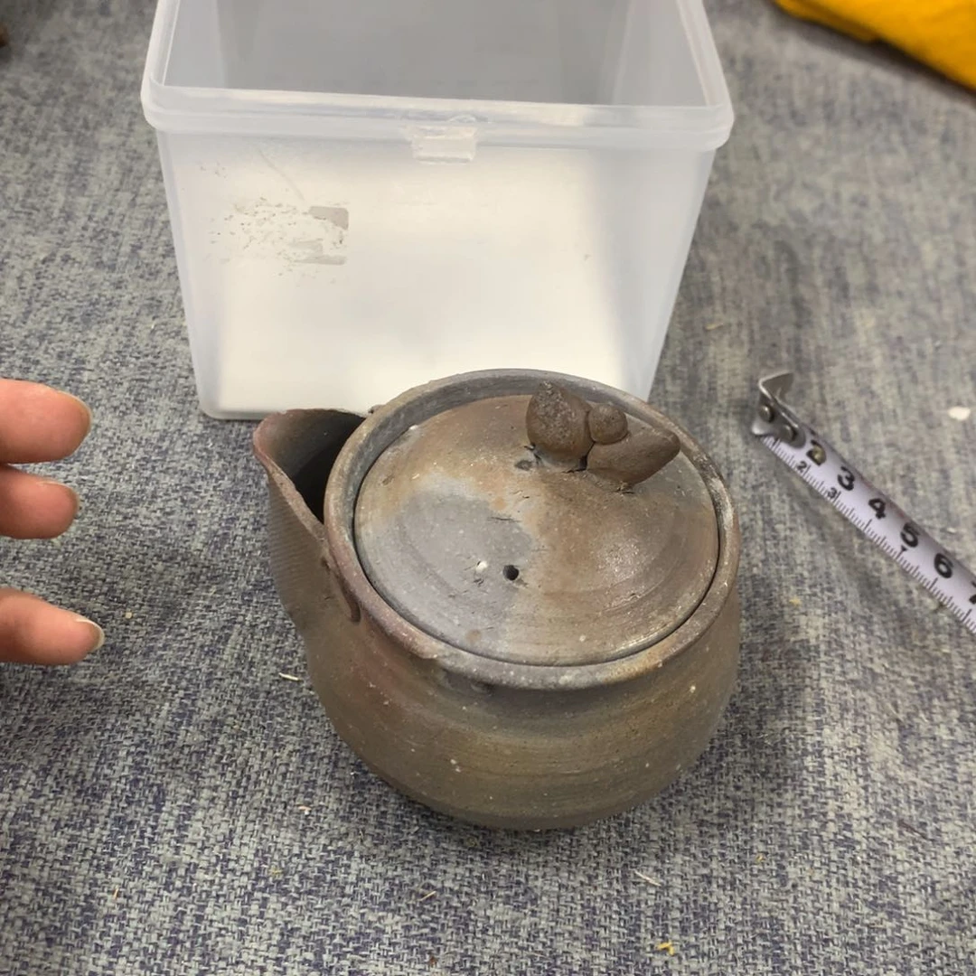 紫砂茶杯非常美丽漂亮的物品