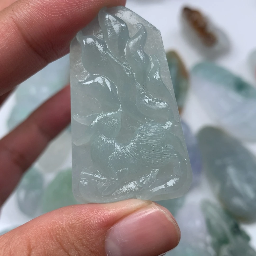 未镶嵌定制翡翠吊坠