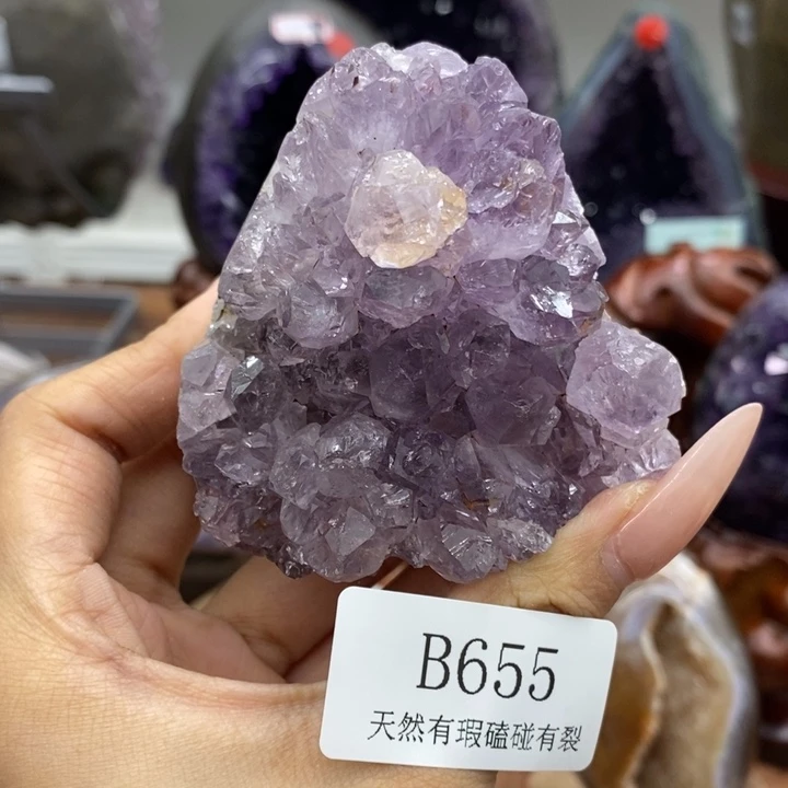 紫晶未镶嵌大型摆件（非配饰）