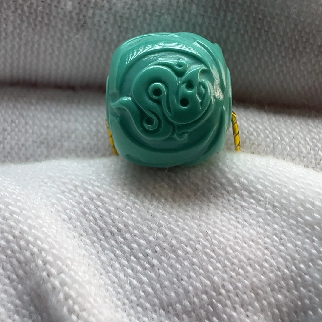 橙***C绿松石未镶嵌配饰9×8.1