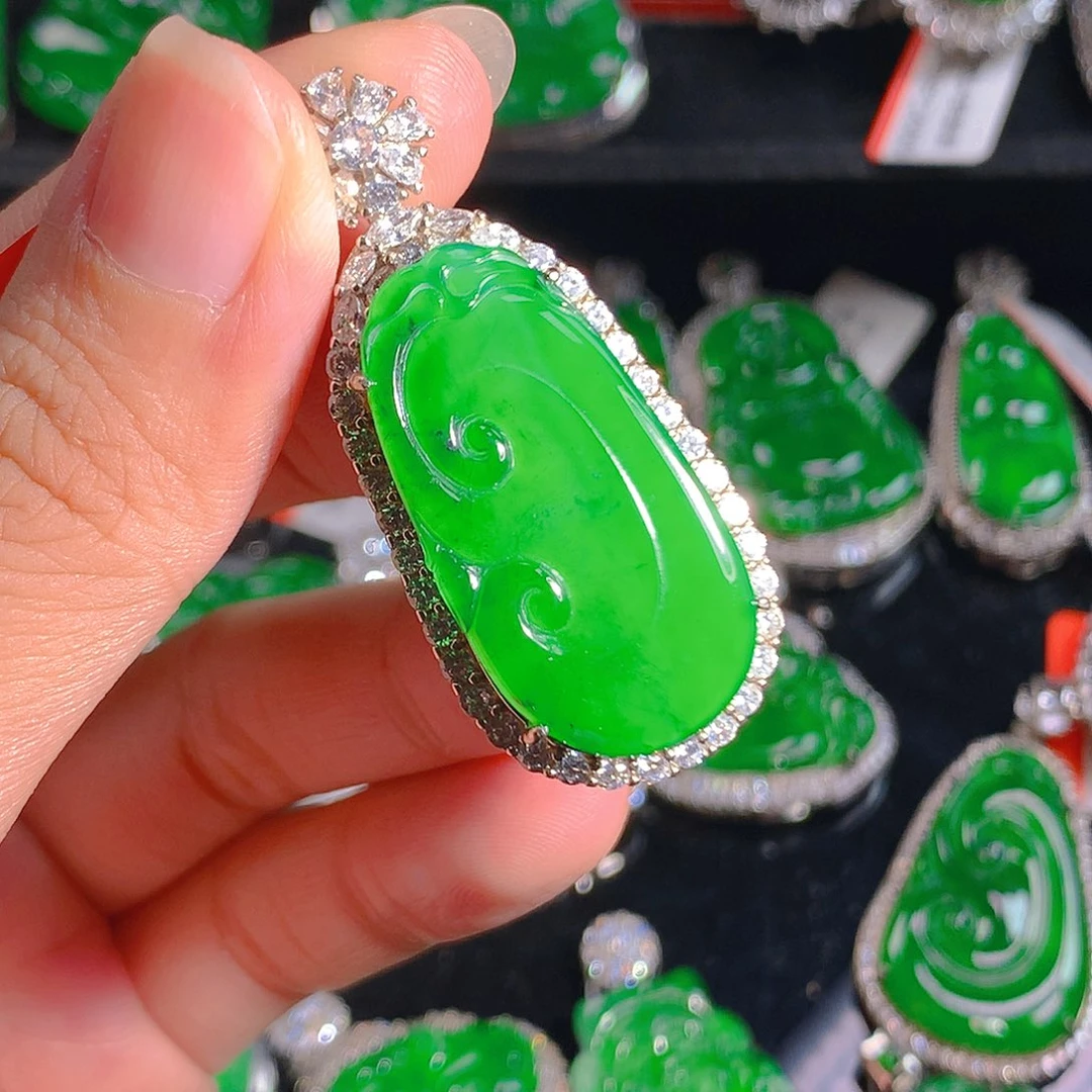 翡翠未镶嵌吊坠(不含链)