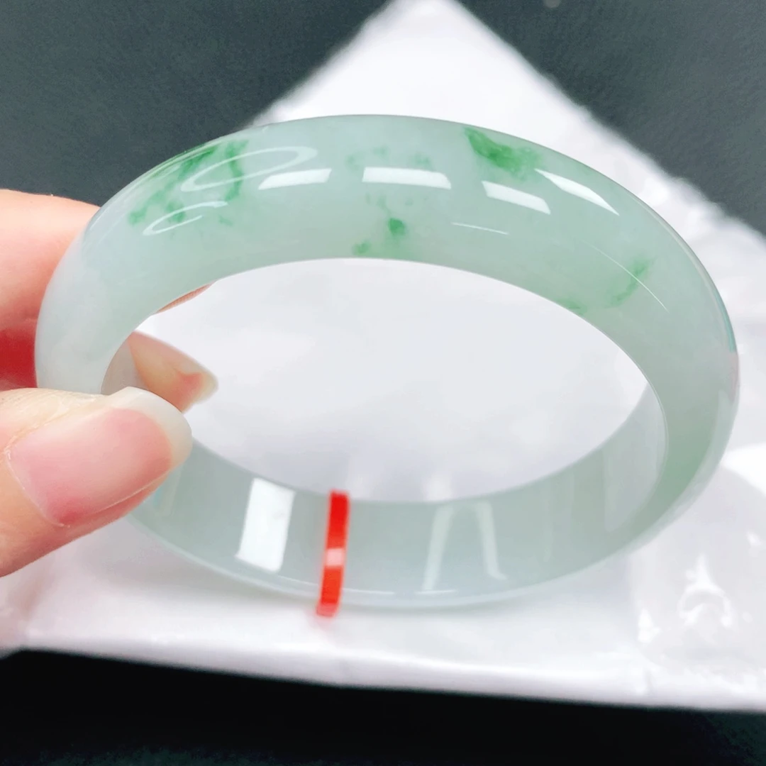 翡翠未镶嵌手镯55圈