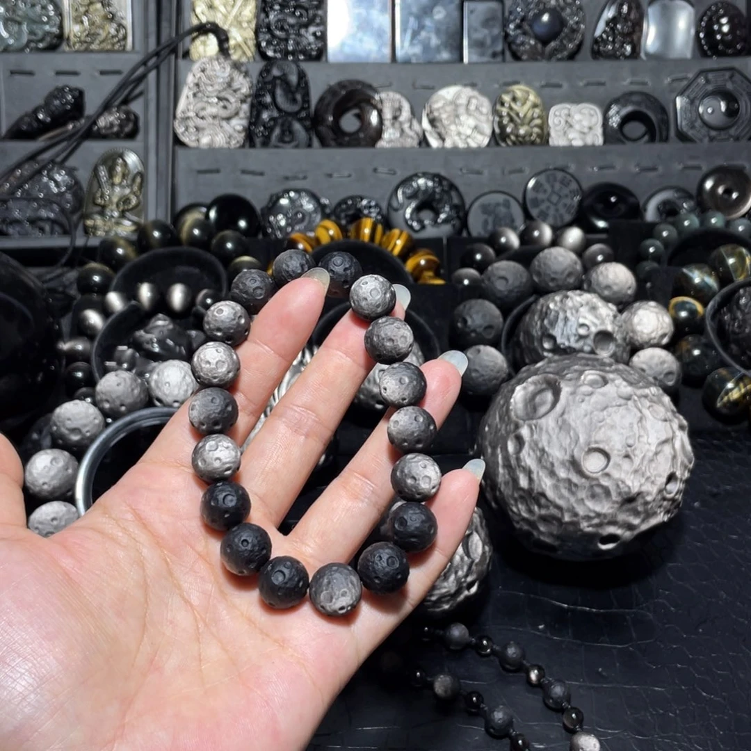 东***哥黑曜岩未镶嵌珠宝奇石