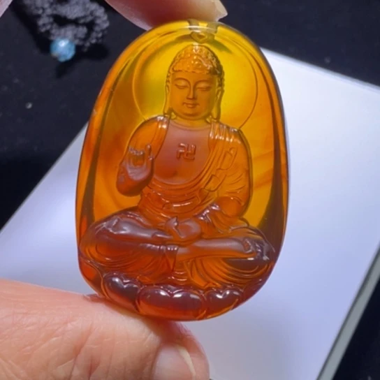 琥珀未镶嵌裸石大日如来佛祖22.4克