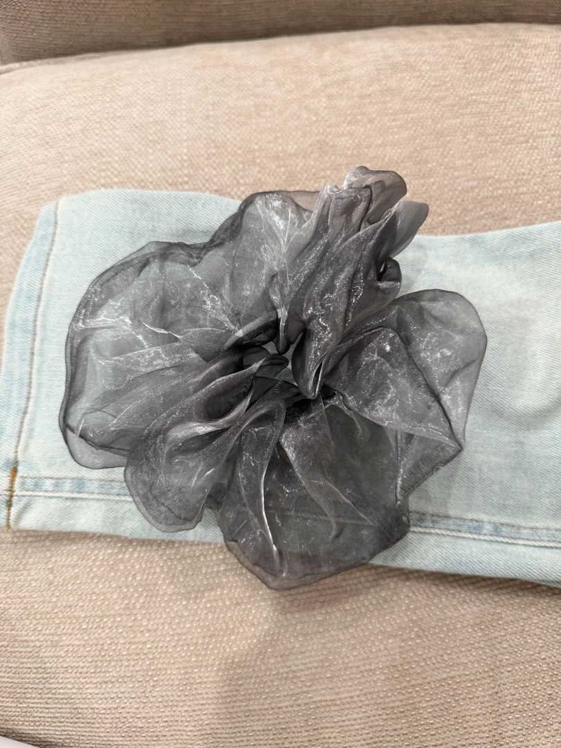 浮光锦灰色欧根纱发圈女