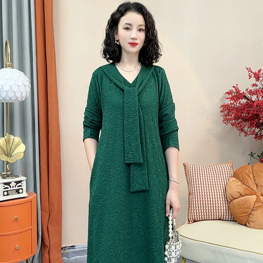 V领提花围巾款长袖高端弹力连衣裙女装秋季裙子女式高级感