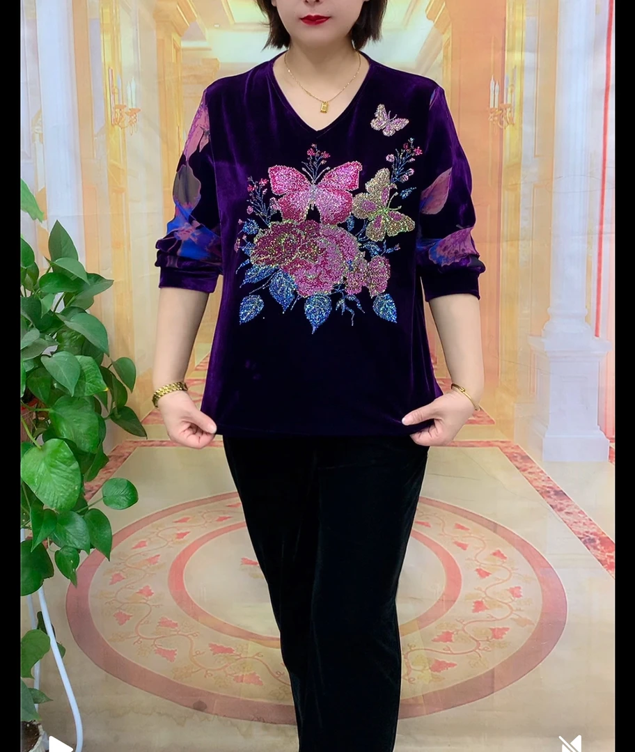 秋冬时尚中老年妈妈装丝绒镶钻显瘦上衣打底小衫