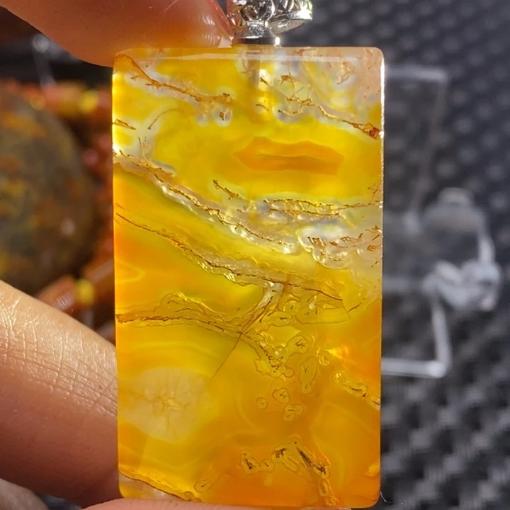 玛瑙/玉髓颈饰未镶嵌