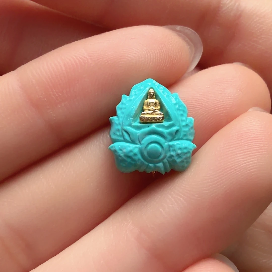 绿松石未镶嵌颈饰