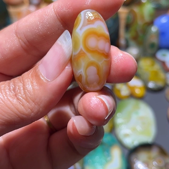 玛瑙/玉髓未镶嵌颈饰