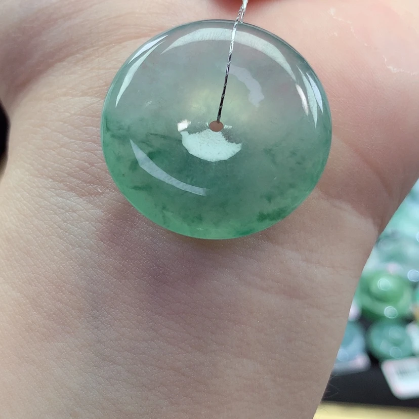 【闪购商品】翡翠未镶嵌颈饰