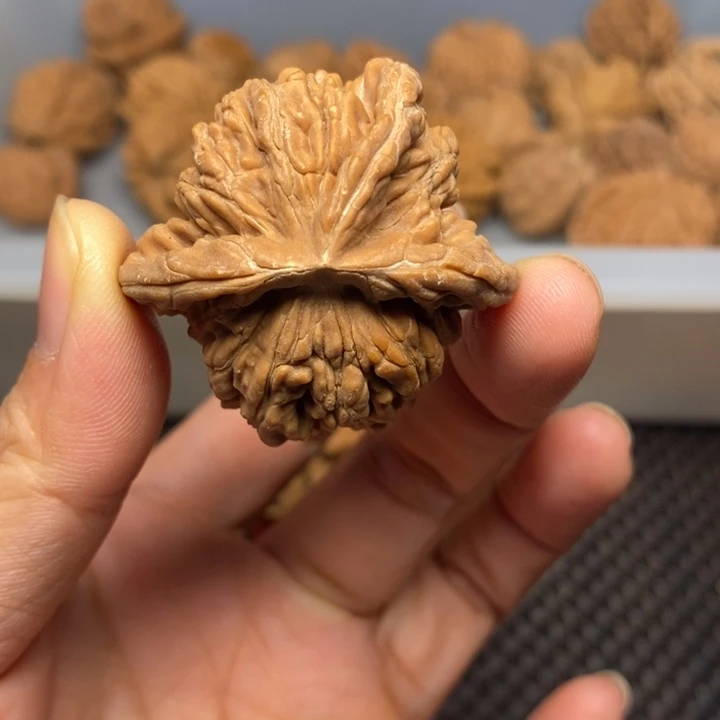 加***鲁吊坠文玩核桃文玩核桃异形单只