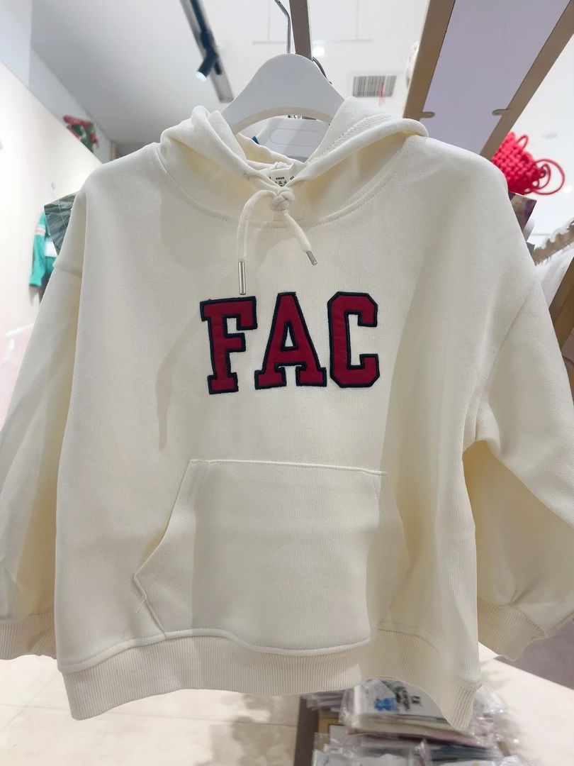 （偏小一码）长袖百搭连帽款春秋印花字母白色连帽春季秋款