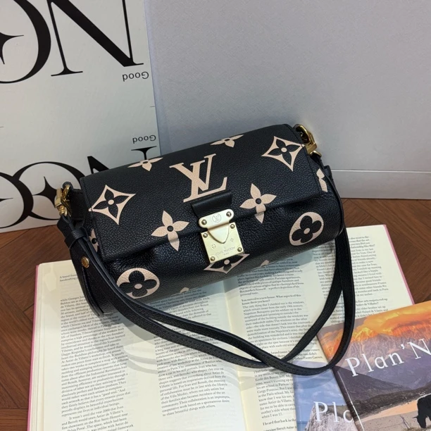 95新 LouisVuitton/路易威登 favorite云朵包 芯片 单肩包斜挎包