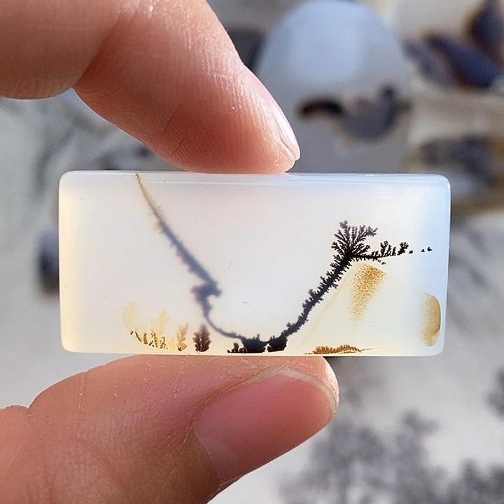 玛瑙/玉髓颈饰未镶嵌