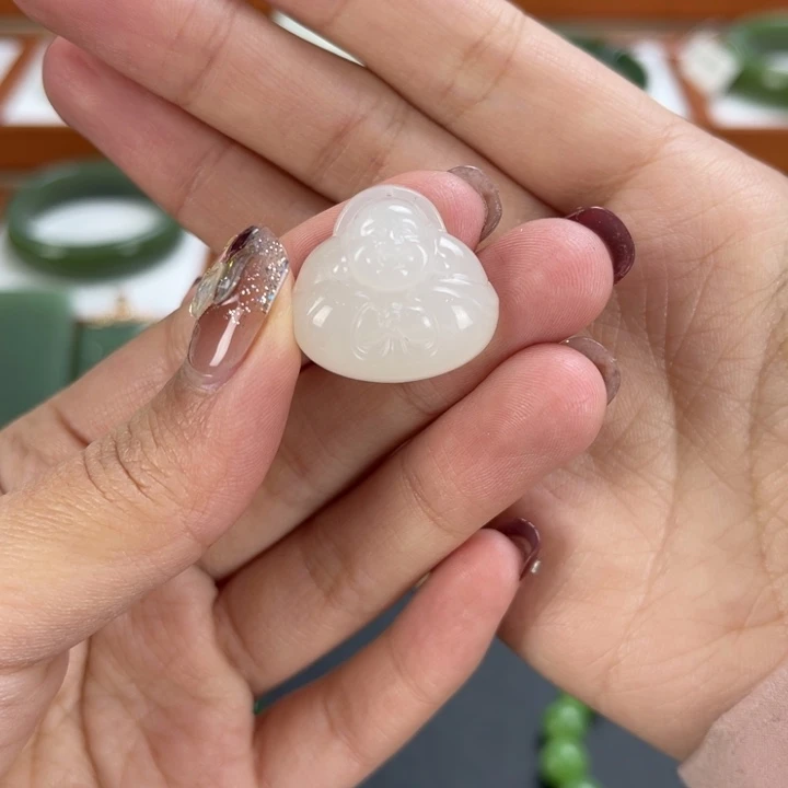 和田玉颈饰未镶嵌红*