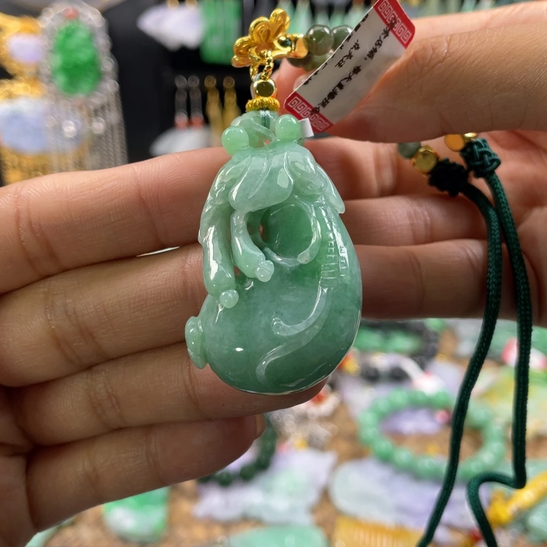 翡翠未镶嵌颈饰代编织