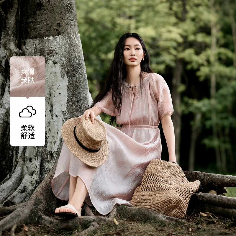 XG雪歌2025夏季薄款连衣裙XL204858A808