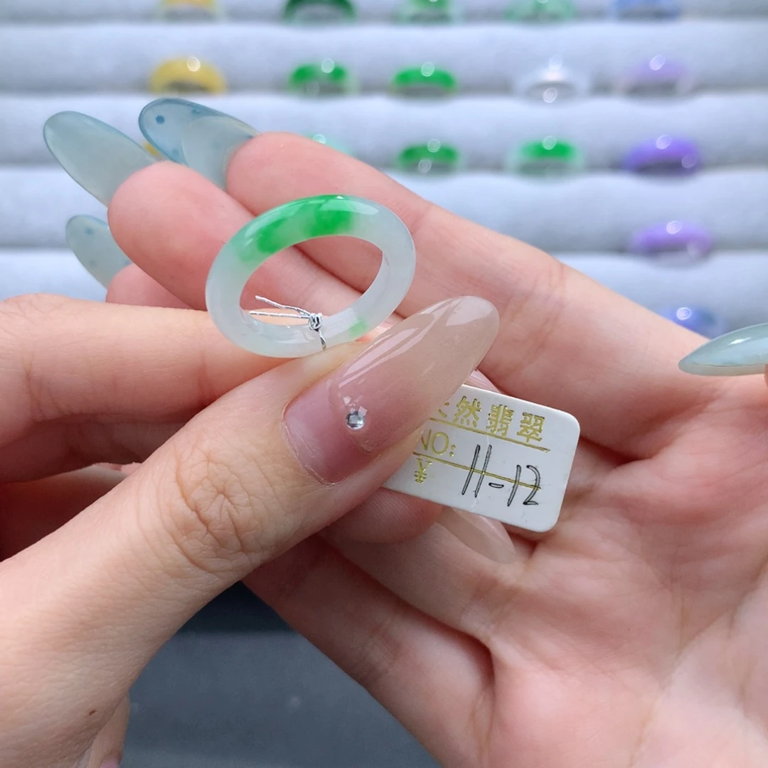 方***土未镶嵌戒指翡翠戒指