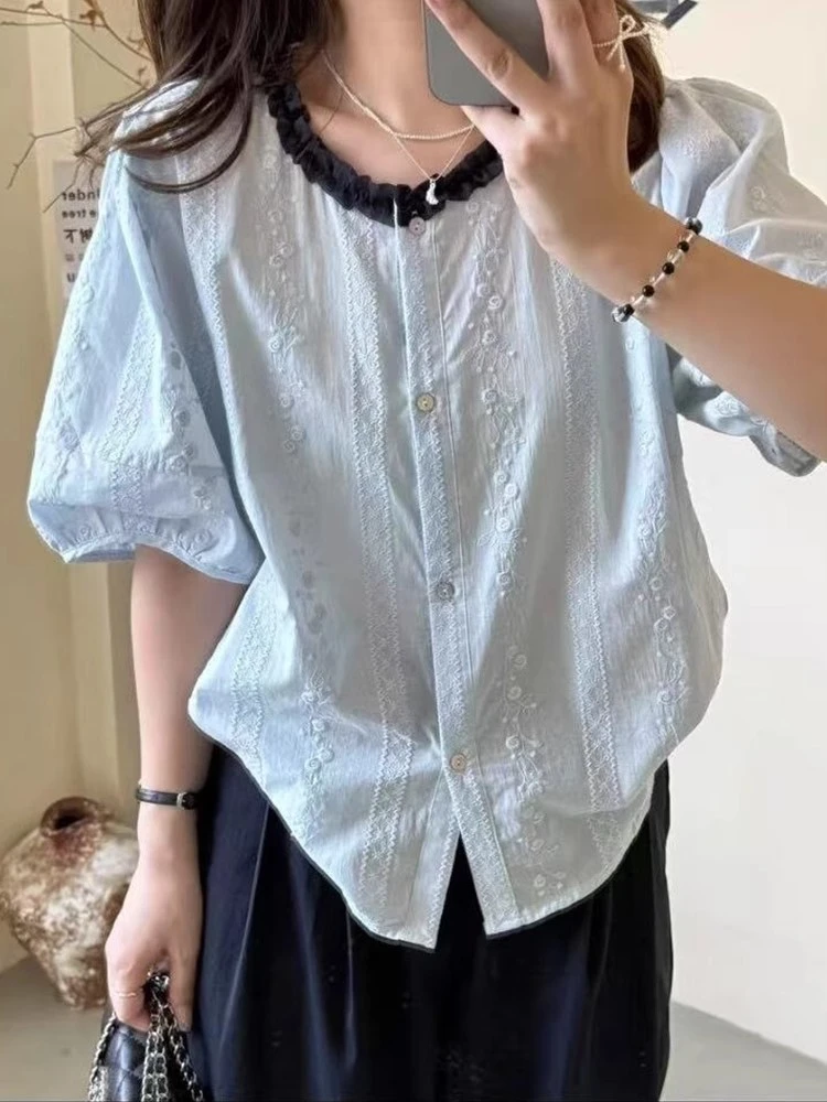 高级感重工钩花刺绣蓝色短袖衬衫女木耳边撞色领上衣
