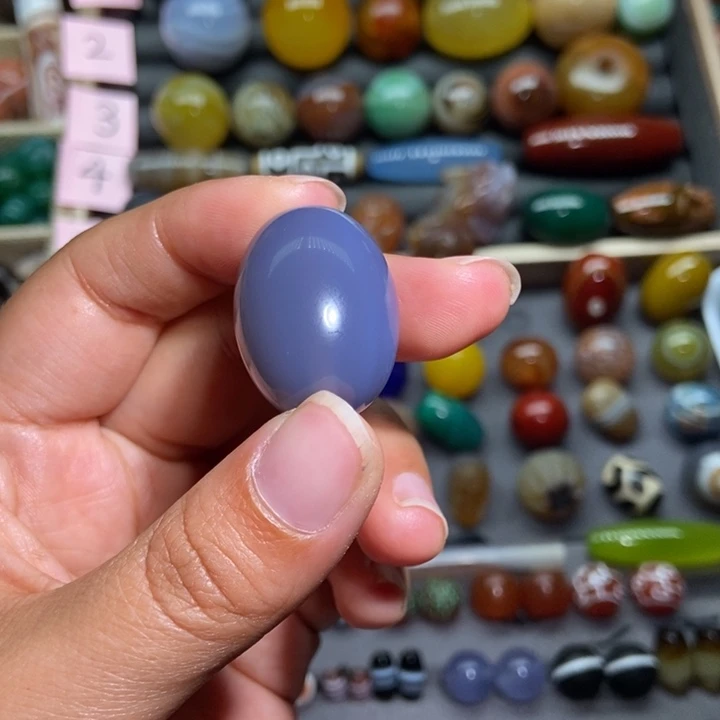 玛瑙/玉髓配珠未镶嵌小**?