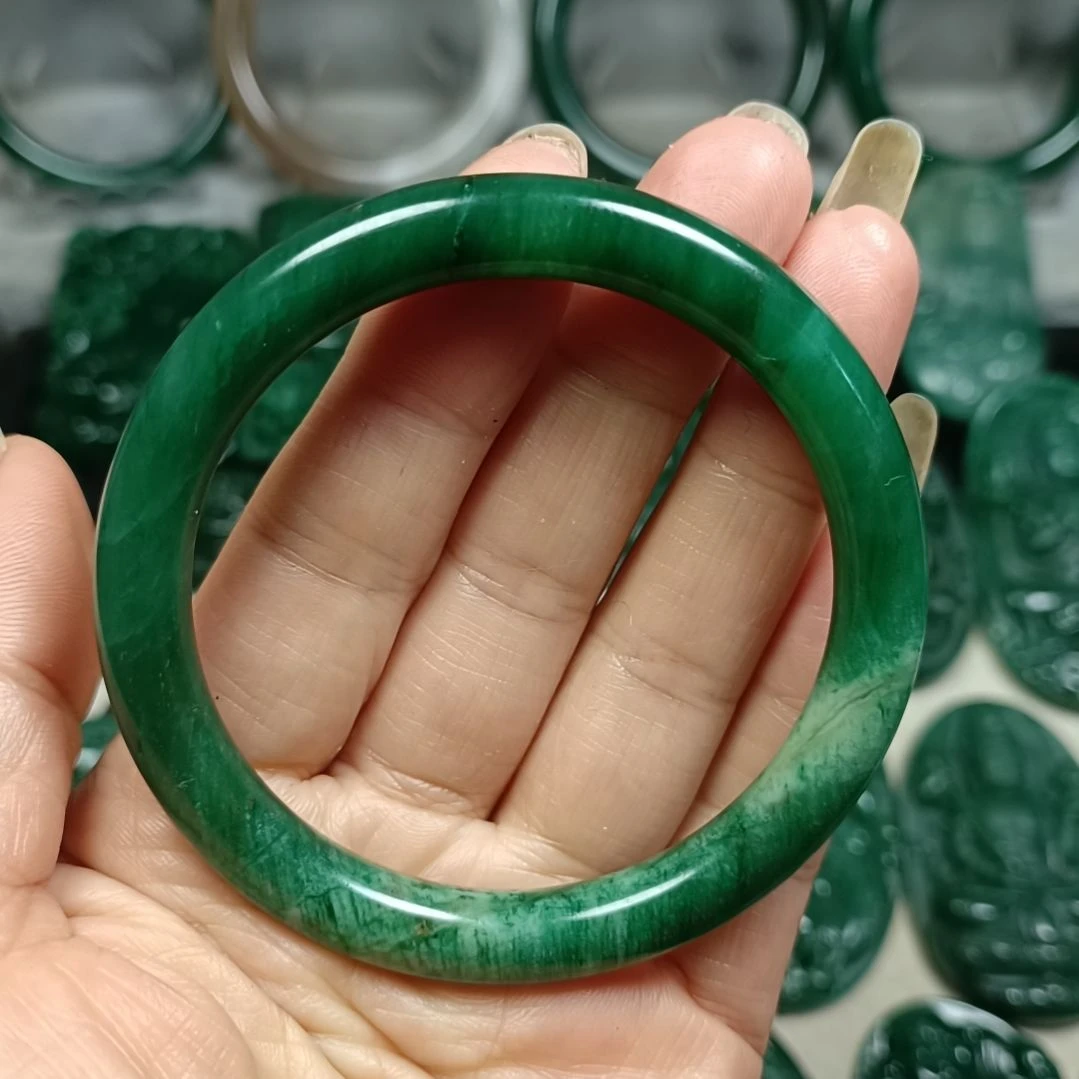 独山玉未镶嵌手镯56