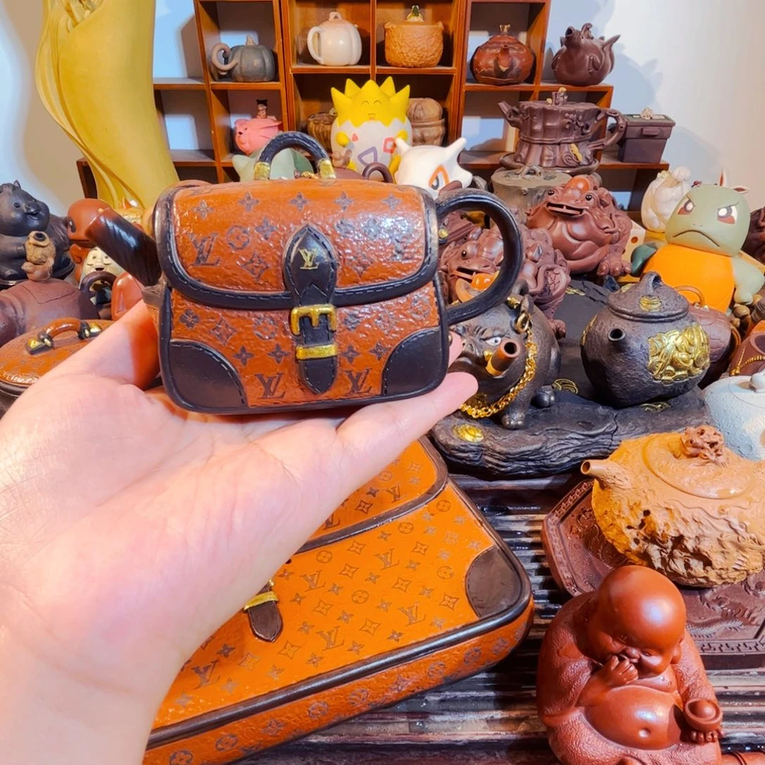 A***辉紫砂茶壶纯手工制作过程就是
