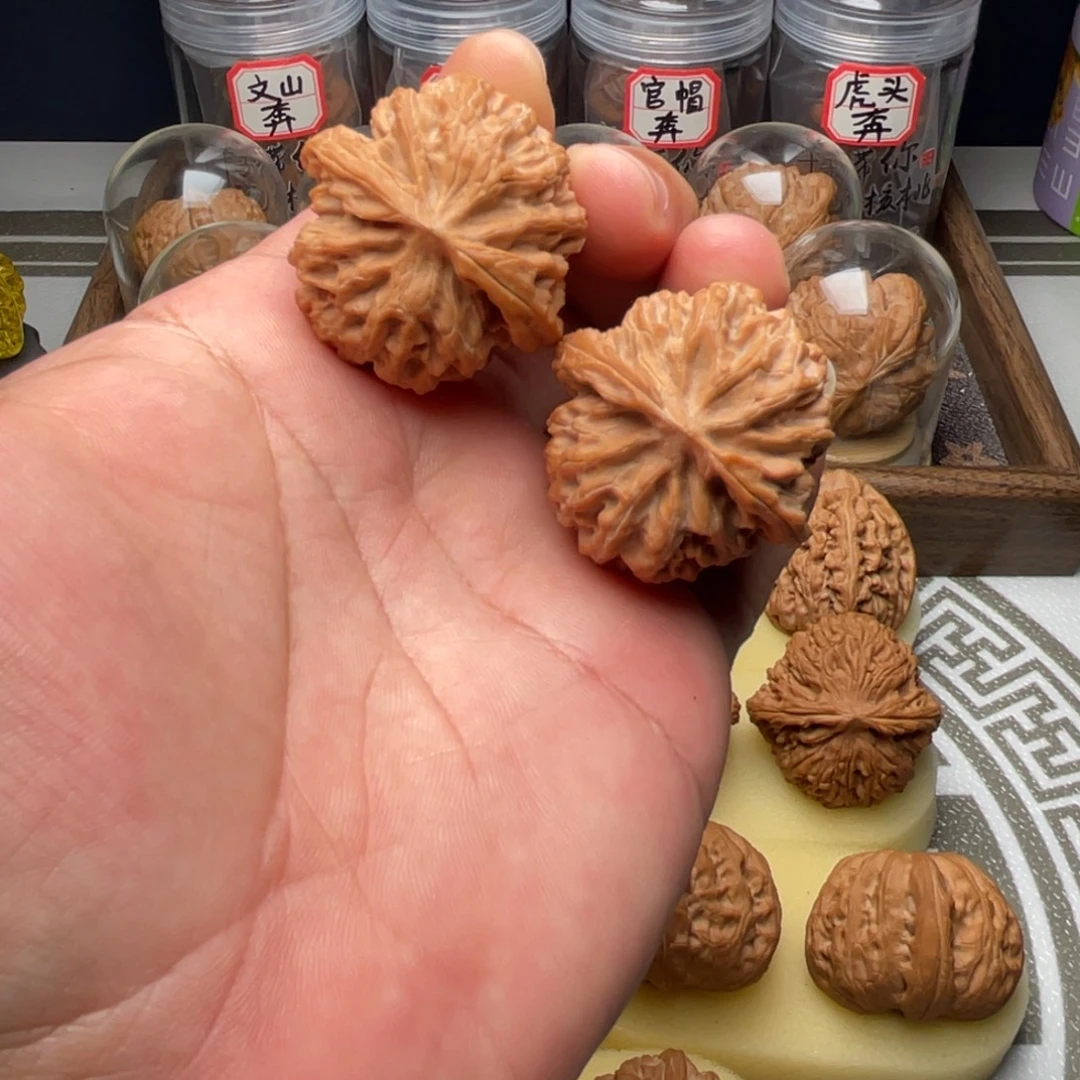 文玩核桃吊坠38全品苹果园