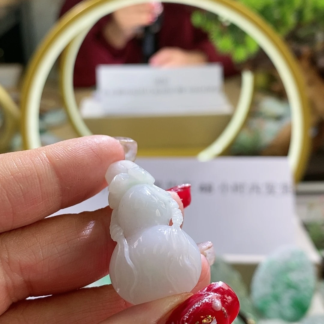 【闪购商品】翡翠颈饰未镶嵌葫芦