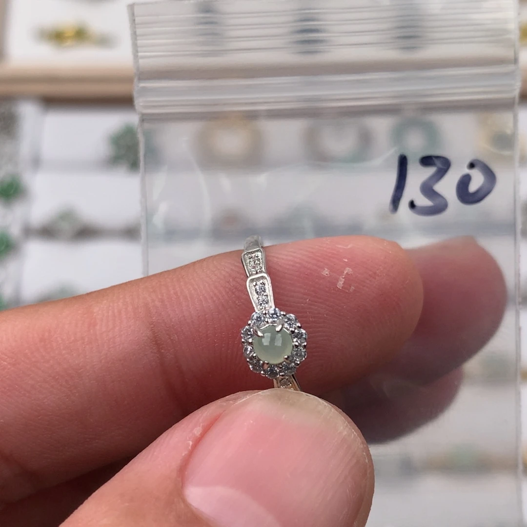 翡翠未镶嵌戒指130