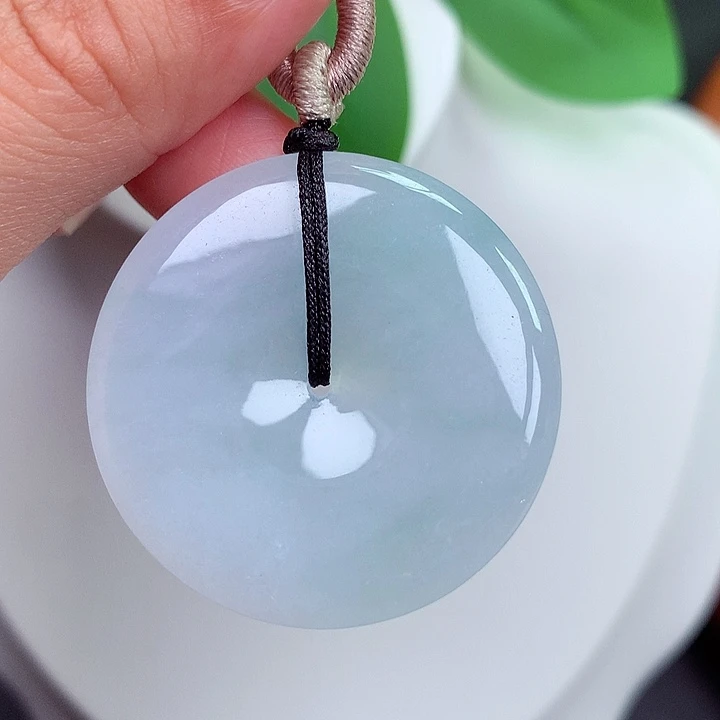 颈饰未镶嵌翡翠平安扣 35x5.4mm