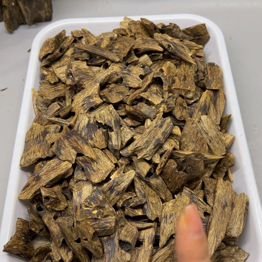 沉香沉香碎屑陆河原材料100克