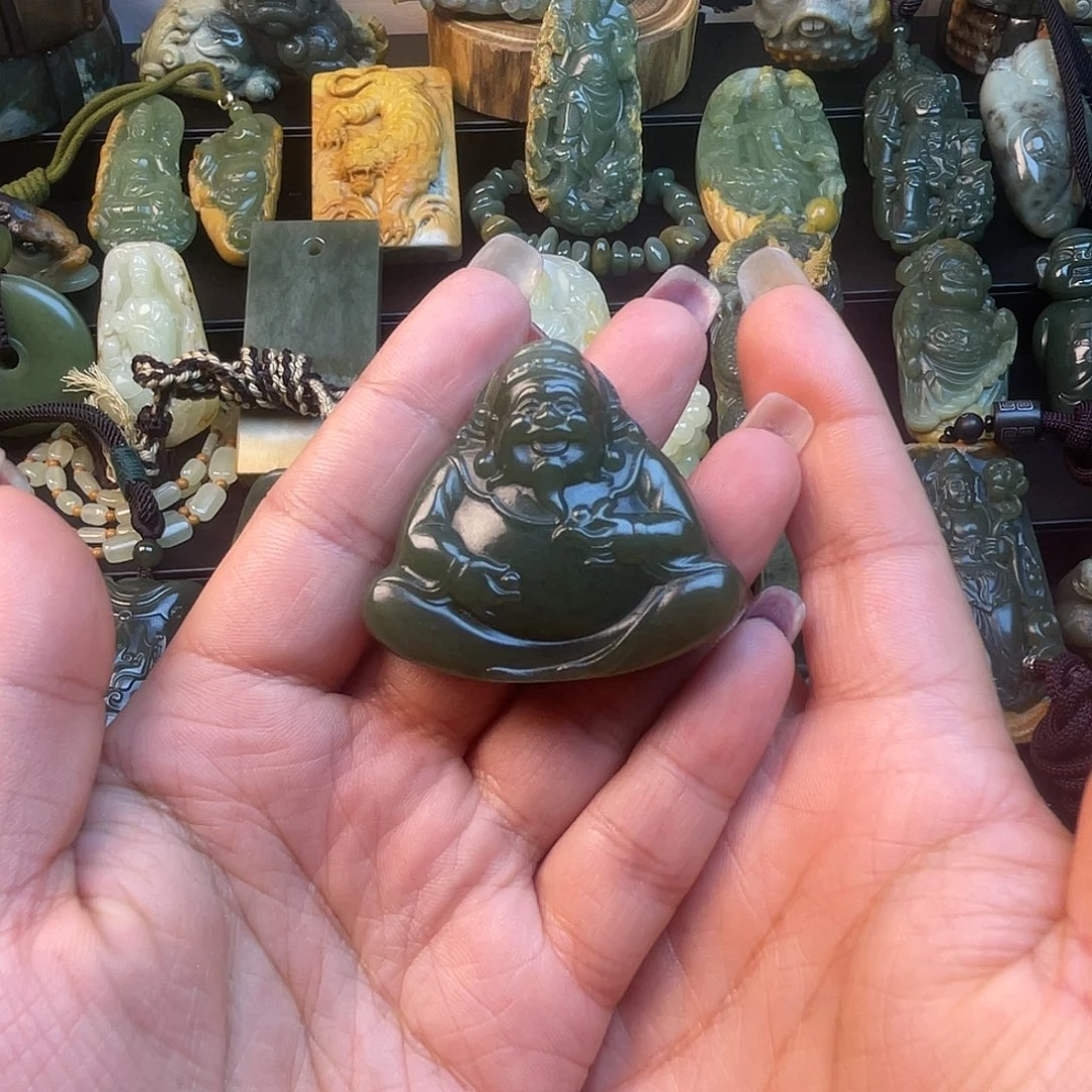 透闪石质玉未镶嵌手链