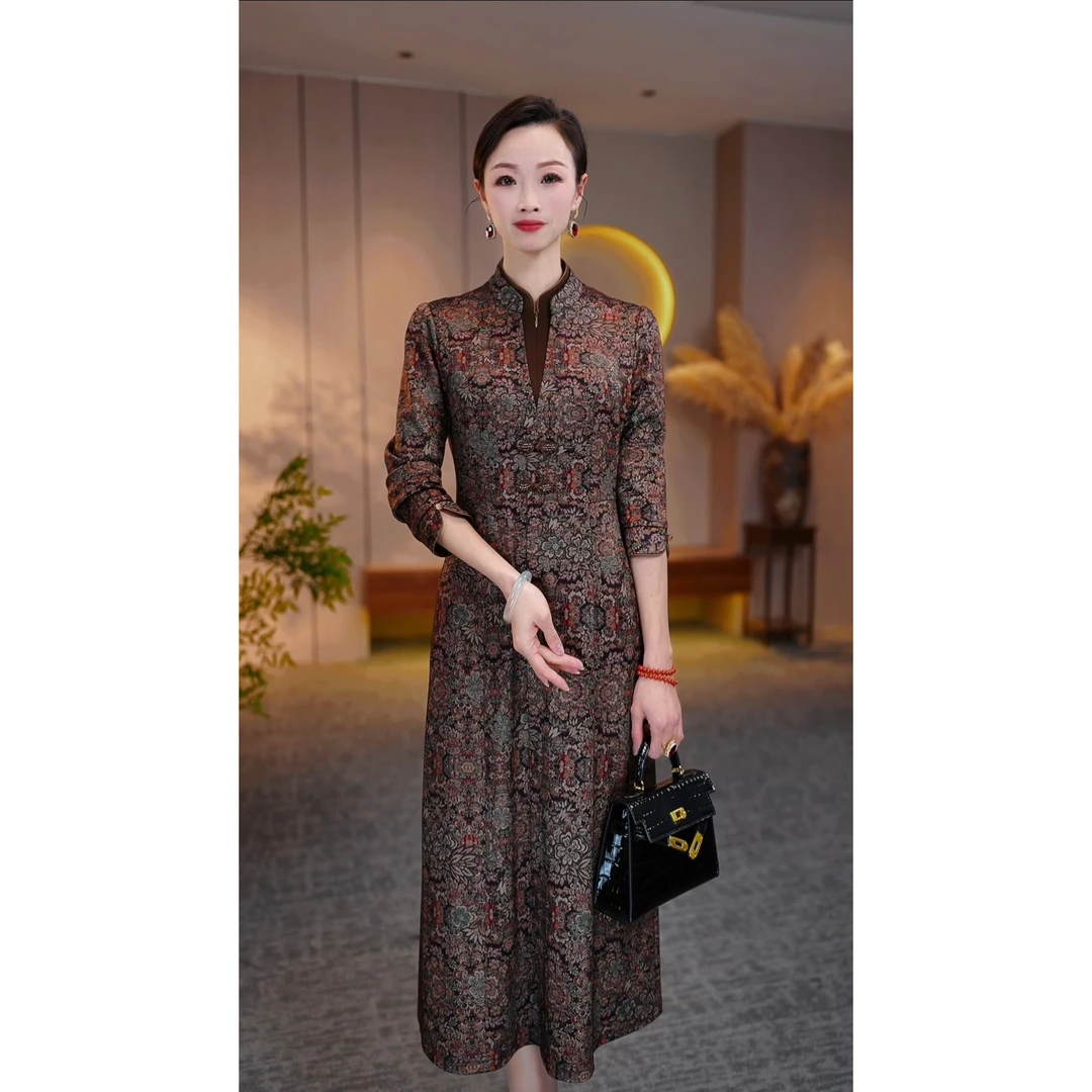 2025春季新款气质显瘦加大码中长款妈妈装连衣裙Z12067
