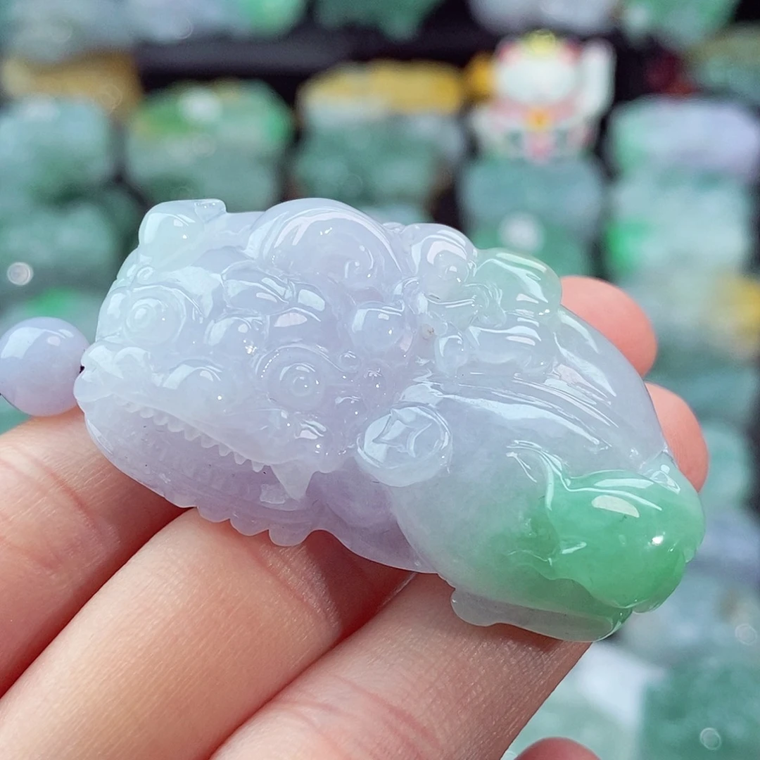 颈饰未镶嵌翡翠天然
