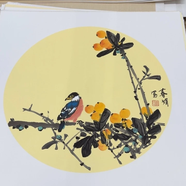 国画花鸟等多种鸟类的栖息