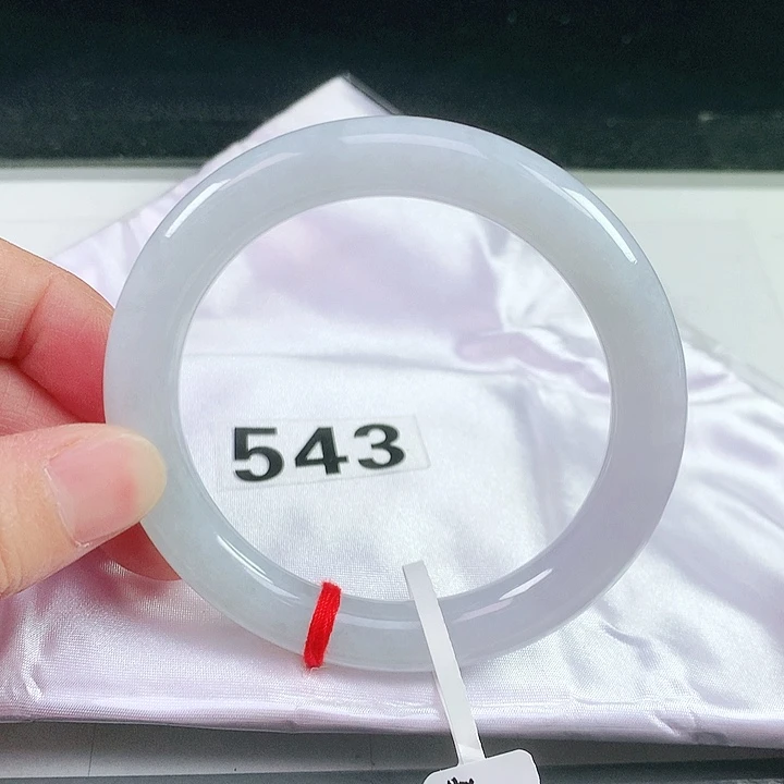 未镶嵌手镯（圆镯）翡翠543