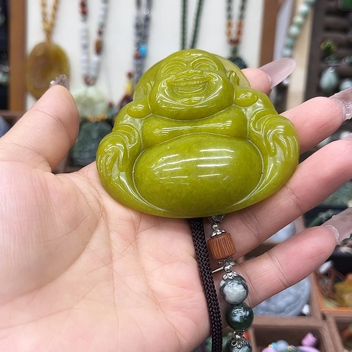 未镶嵌蛇纹石玉颈饰