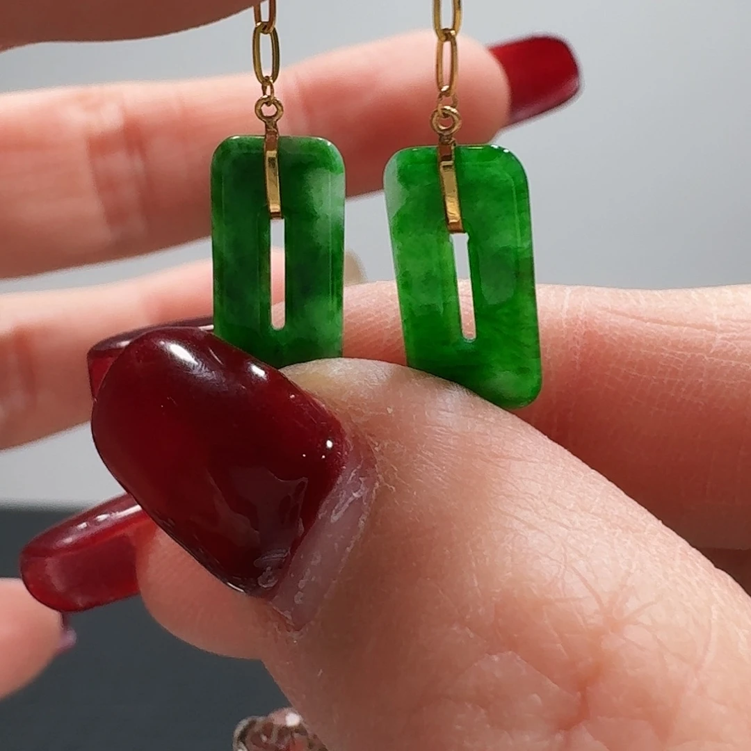 翡翠耳饰18K金镶嵌耳钉